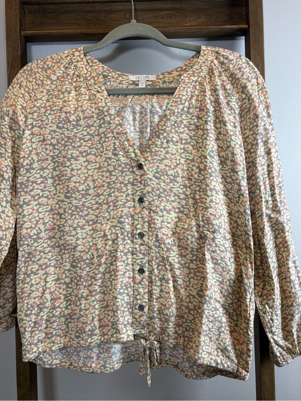 dELiA*s Pink and Cream Floral-Print Button-Front Blouse (275)